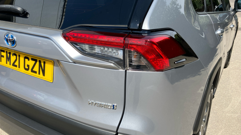 Toyota RAV4 2.5 VVT-i Hybrid Design 5dr CVT 2WD Hybrid Estate